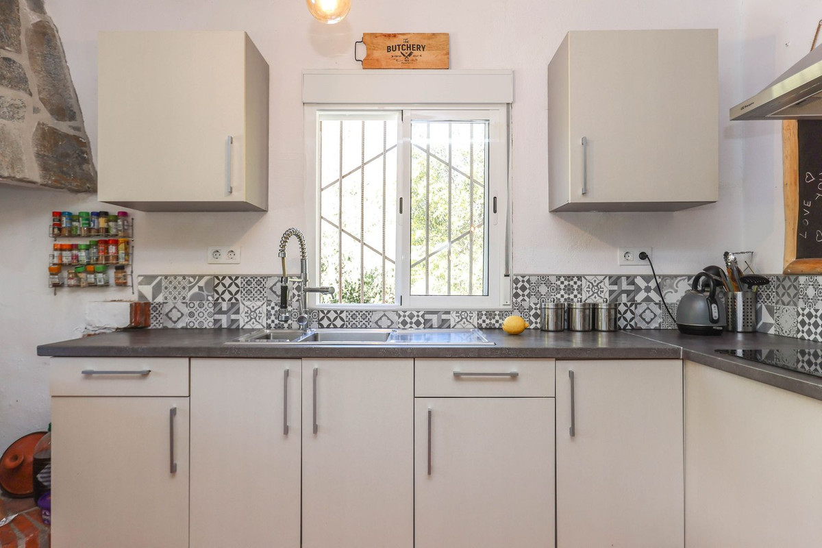 Te koop Vrijstaande Villa Costa Del Sol Casarabonela € 349.000,-