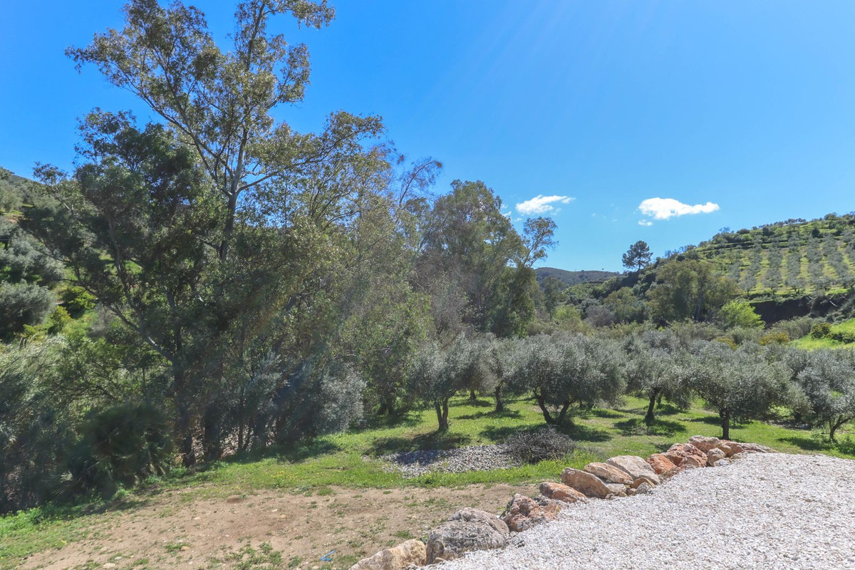 Te koop Vrijstaande Villa Costa Del Sol Casarabonela € 349.000,-