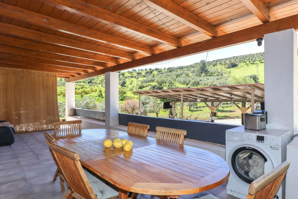 Te koop Vrijstaande Villa Costa Del Sol Casarabonela € 349.000,-