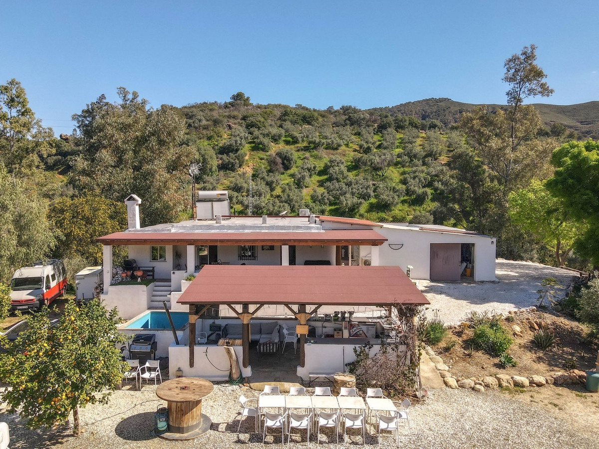 Te koop Vrijstaande Villa Costa Del Sol Casarabonela € 349.000,-