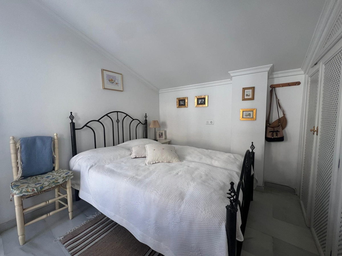 Te koop Half vrijstaand huis Costa Del Sol Estepona € 595.000,-