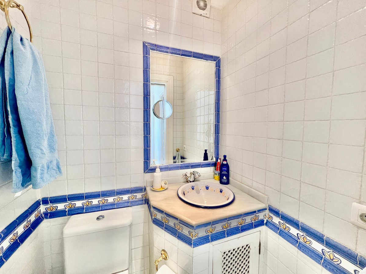 Te koop Half vrijstaand huis Costa Del Sol Estepona € 595.000,-