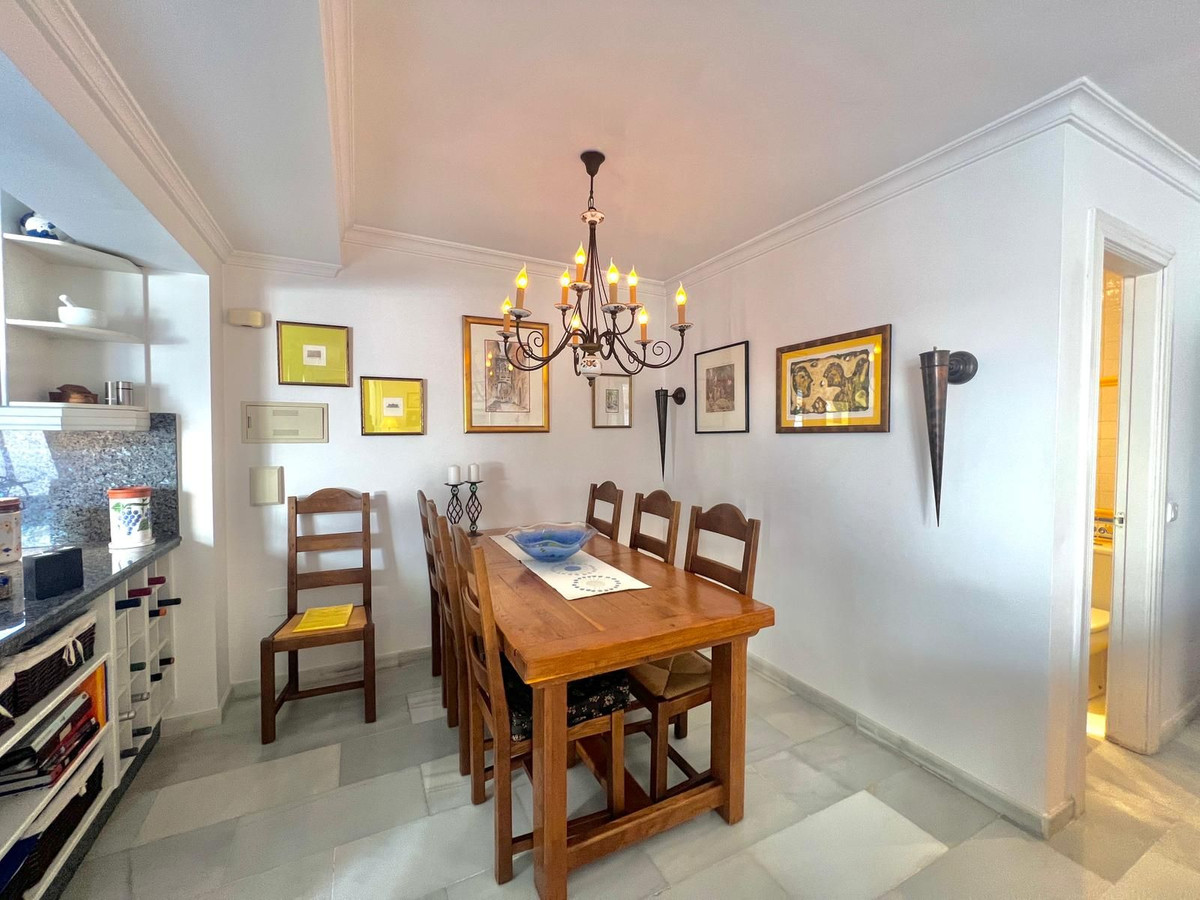 Te koop Half vrijstaand huis Costa Del Sol Estepona € 595.000,-