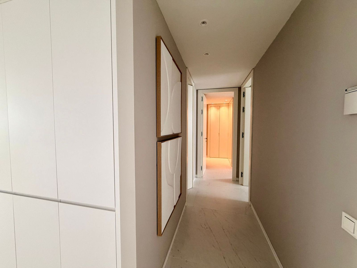 Te koop Middle Floor Apartment Costa Del Sol Ojén € 955.000,-