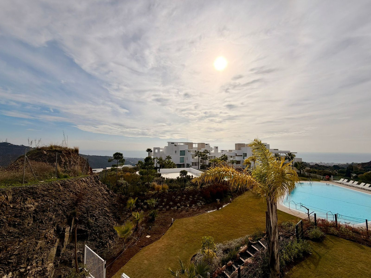 Te koop Middle Floor Apartment Costa Del Sol Ojén € 955.000,-