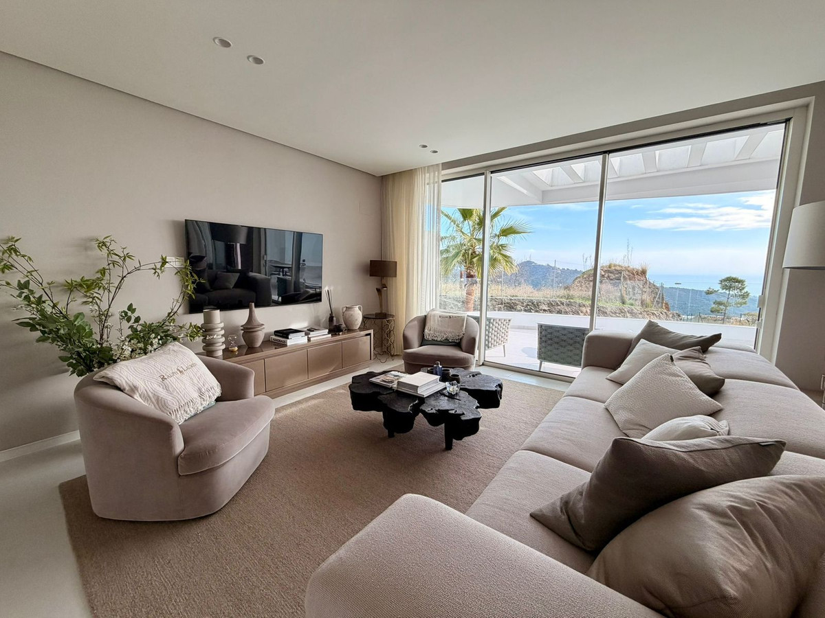 Te koop Middle Floor Apartment Costa Del Sol Ojén € 955.000,-