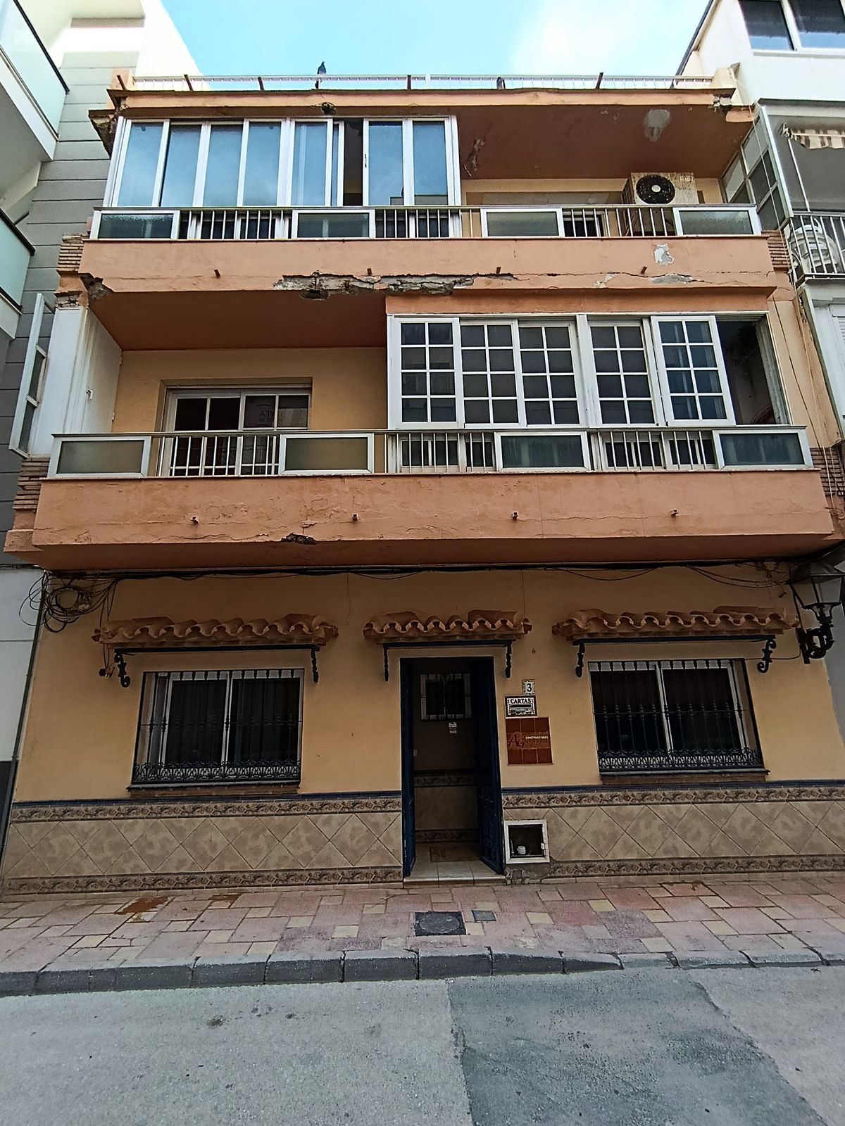 Te koop Middle Floor Apartment Costa Del Sol Fuengirola € 990.000,-