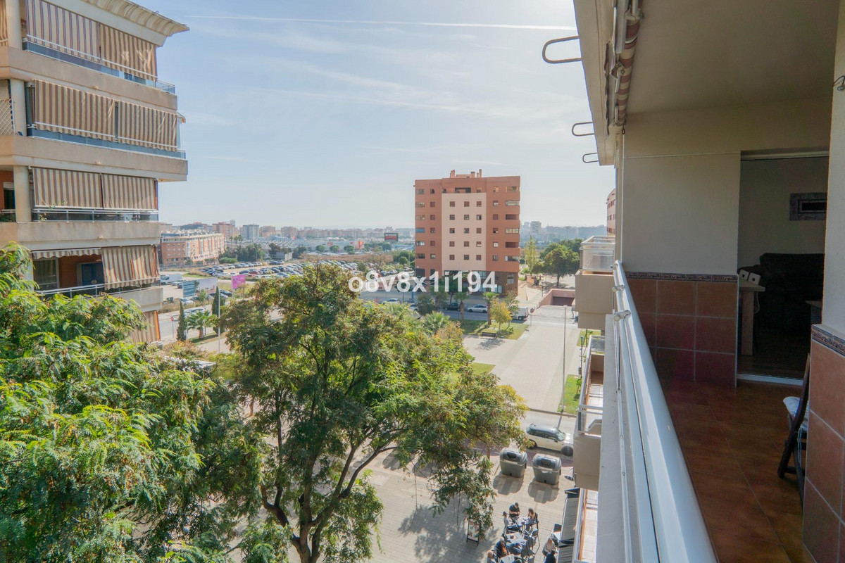 Te koop Middle Floor Apartment Costa Del Sol Málaga € 549.900,-