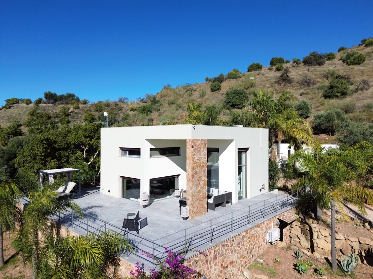 Te koop Vrijstaande Villa Costa Del Sol Alora € 1.200.000,-