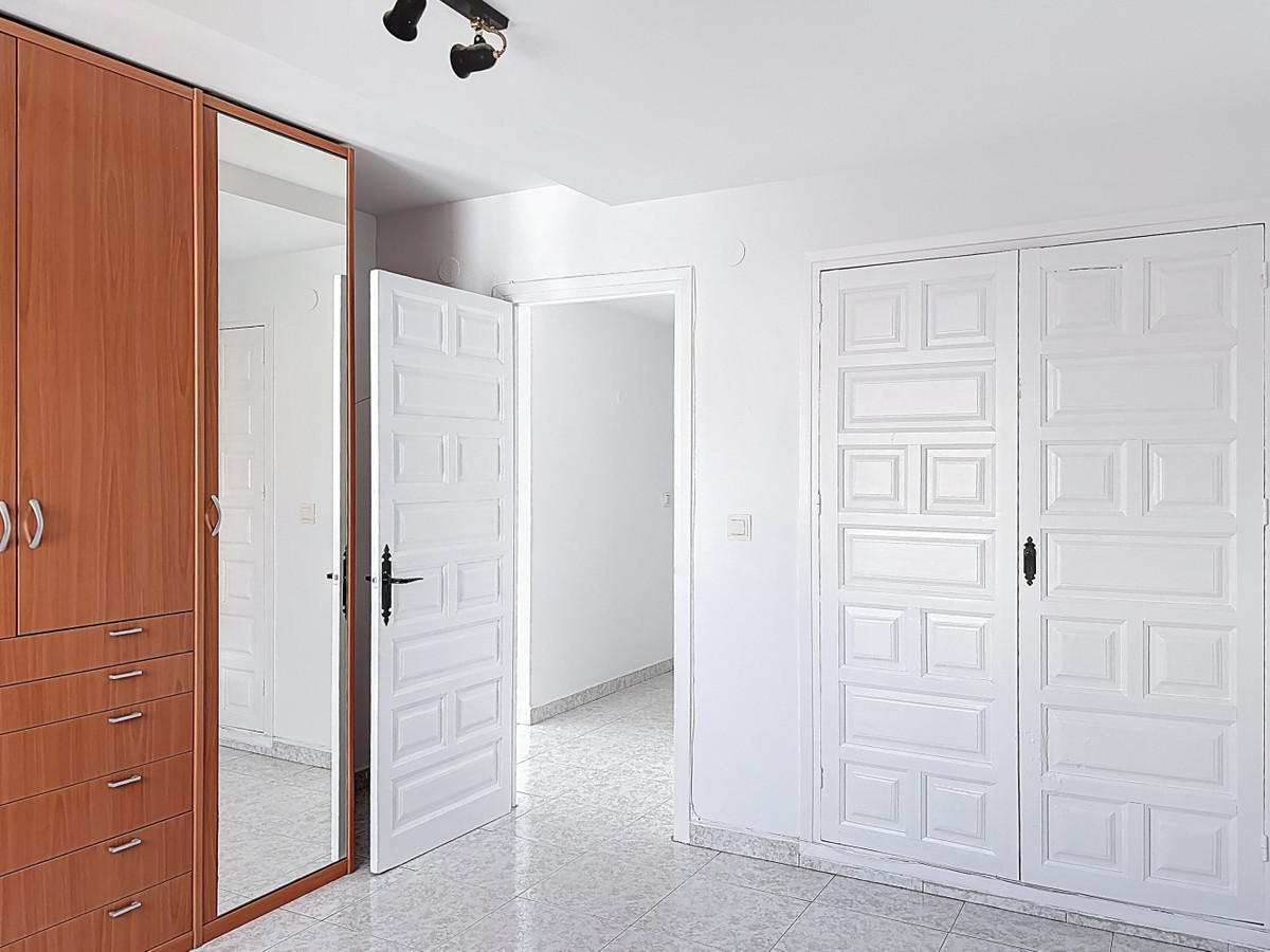 Te koop Middle Floor Apartment Costa Del Sol Torre Del Mar € 319.000,-