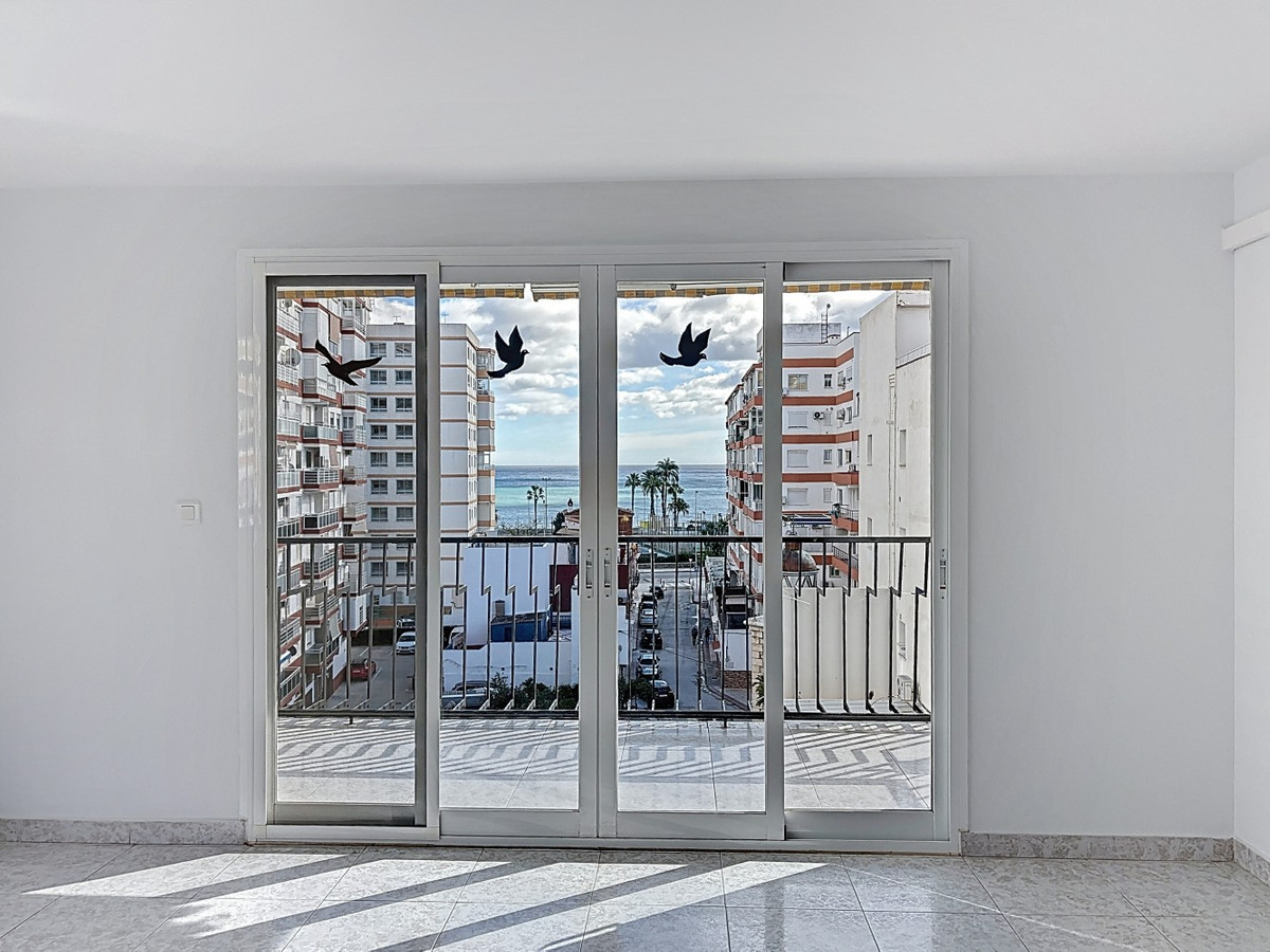 Te koop Middle Floor Apartment Costa Del Sol Torre Del Mar € 319.000,-