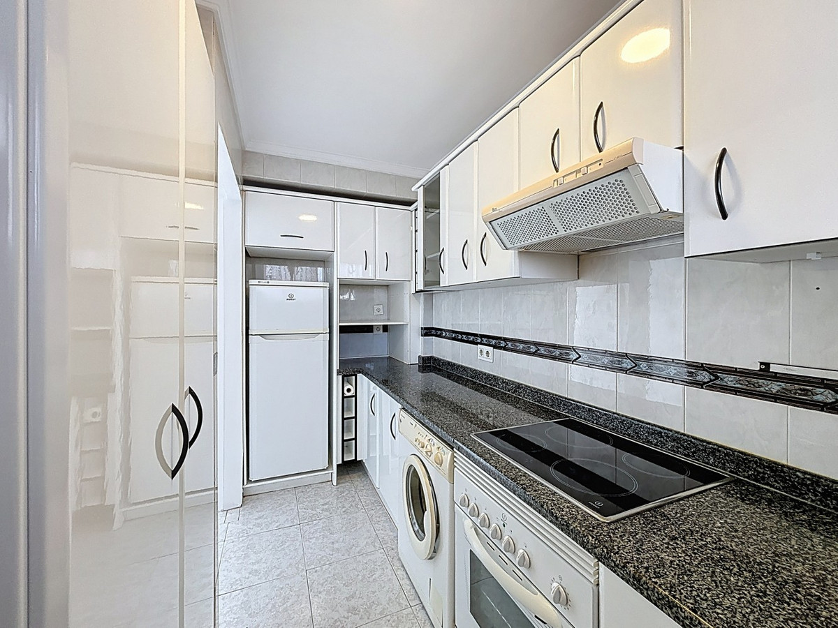 Te koop Middle Floor Apartment Costa Del Sol Torre Del Mar € 319.000,-