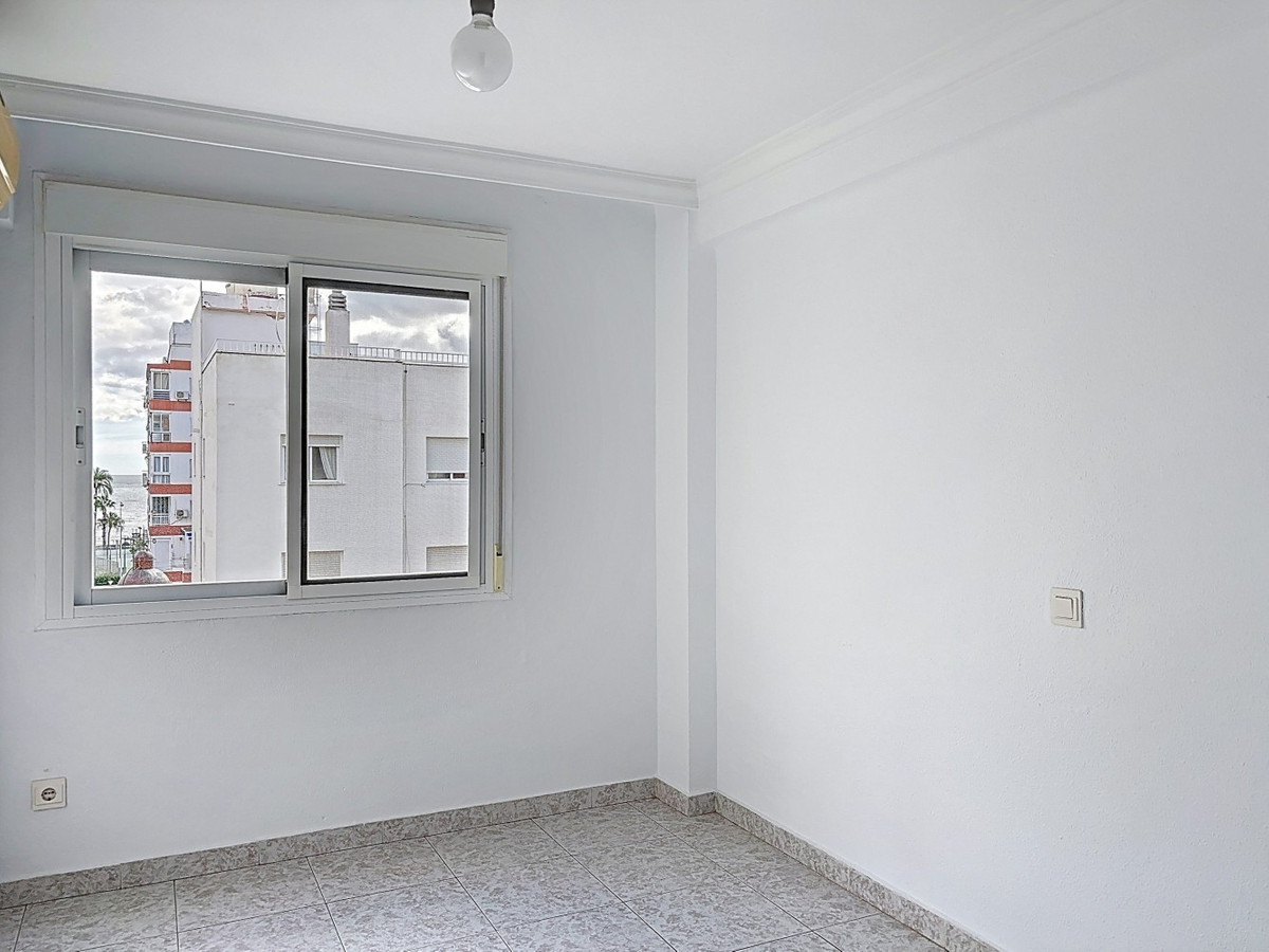 Te koop Middle Floor Apartment Costa Del Sol Torre Del Mar € 319.000,-