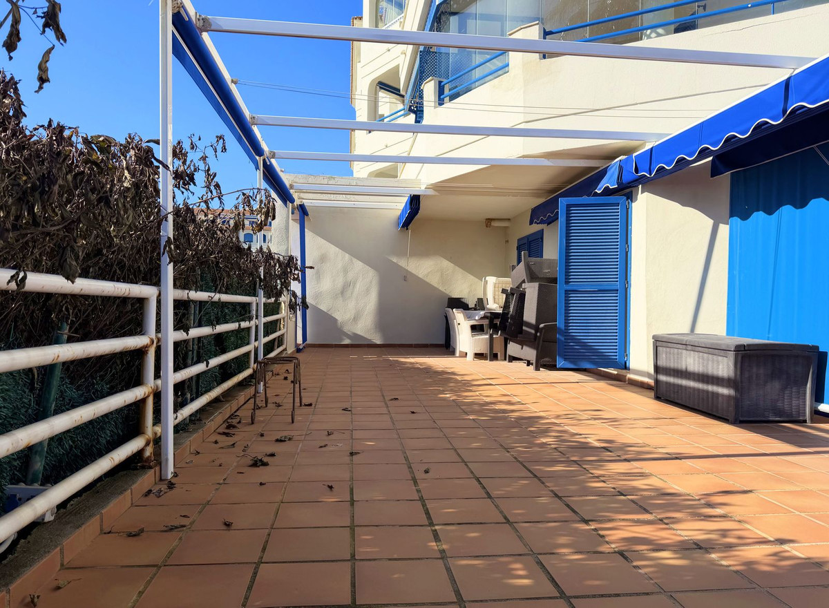 Te koop Gelijkvloers appartement Costa Del Sol San Luis De Sabinillas € 780.000,-