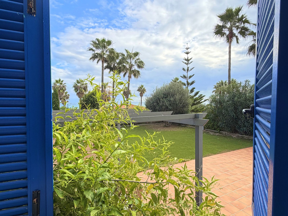 Te koop Gelijkvloers appartement Costa Del Sol San Luis De Sabinillas € 780.000,-