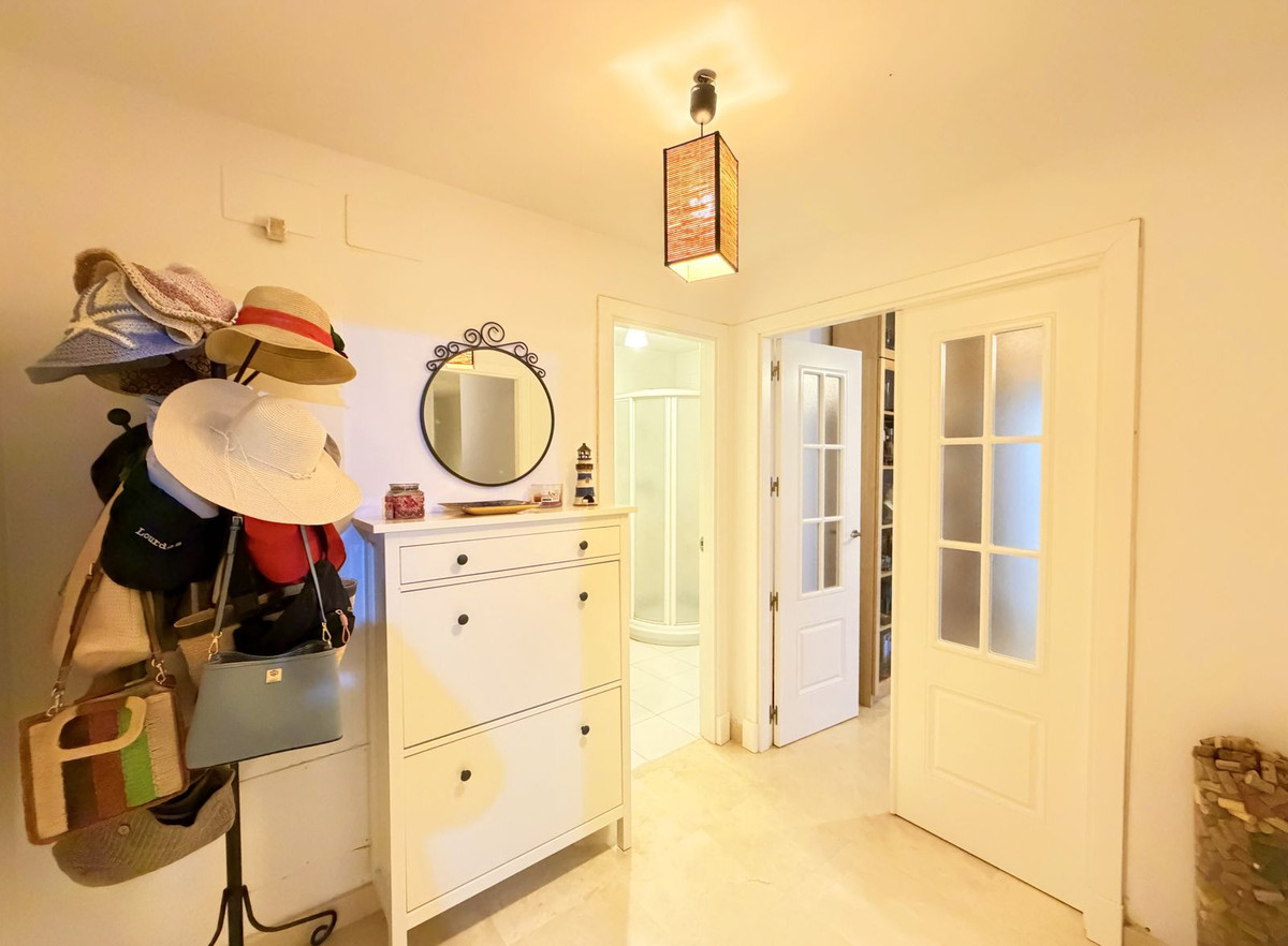 Te koop Gelijkvloers appartement Costa Del Sol San Luis De Sabinillas € 780.000,-