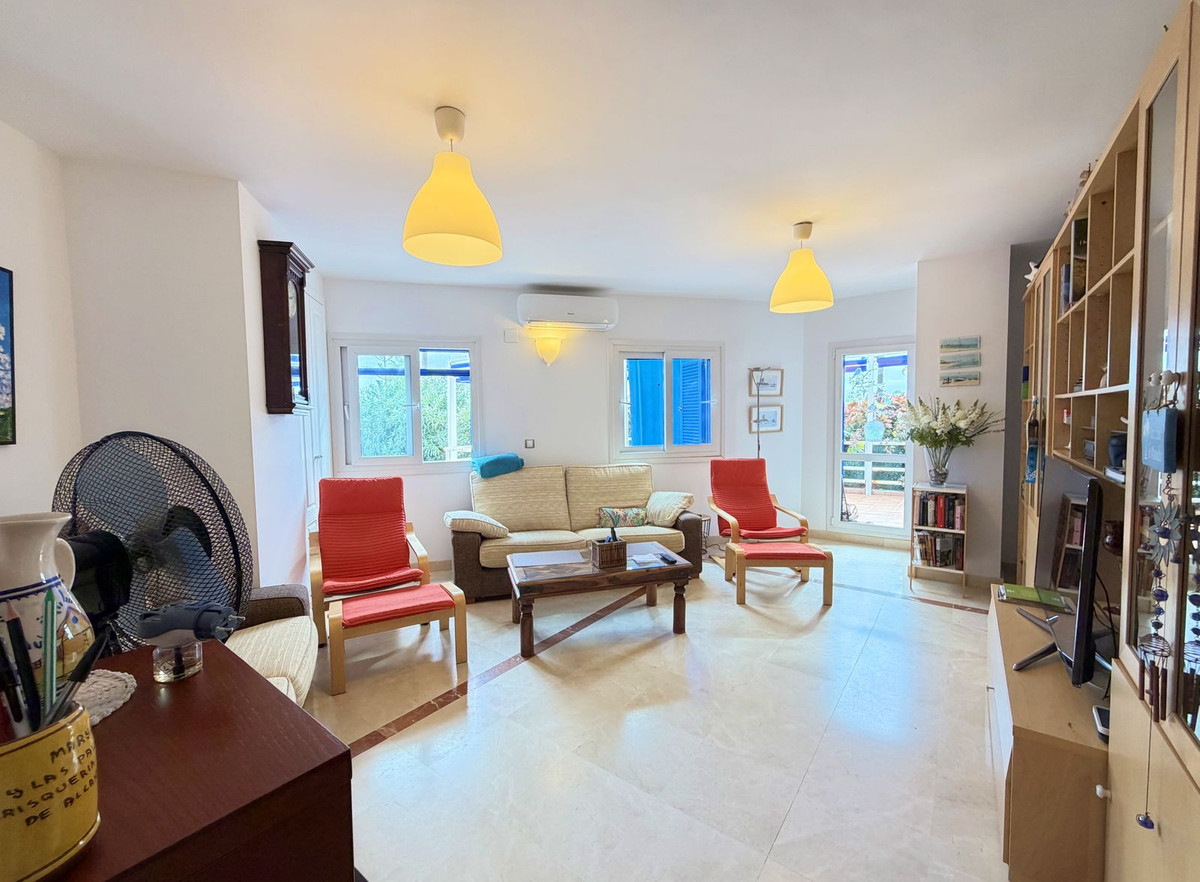 Te koop Gelijkvloers appartement Costa Del Sol San Luis De Sabinillas € 780.000,-