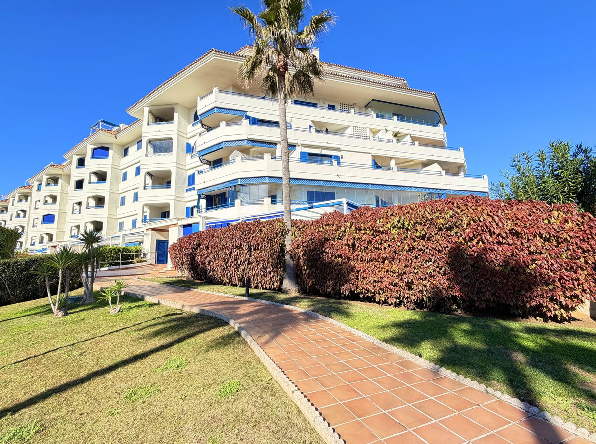 Te koop Gelijkvloers appartement Costa Del Sol San Luis De Sabinillas € 780.000,-