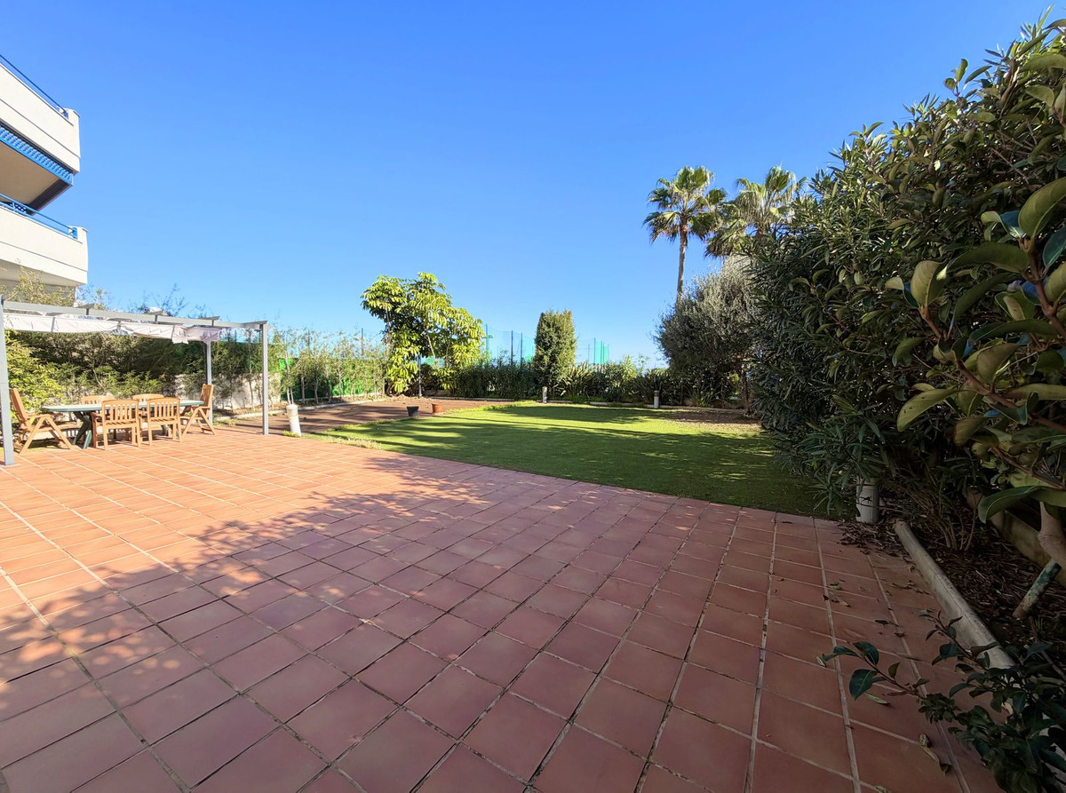 Te koop Gelijkvloers appartement Costa Del Sol San Luis De Sabinillas € 780.000,-