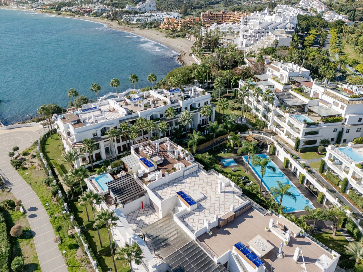 Te koop Gelijkvloers appartement Costa Del Sol Estepona € 1.400.000,-