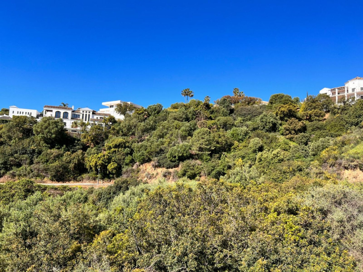 Te koop Residential Plot Costa Del Sol Benahavís € 395.000,-