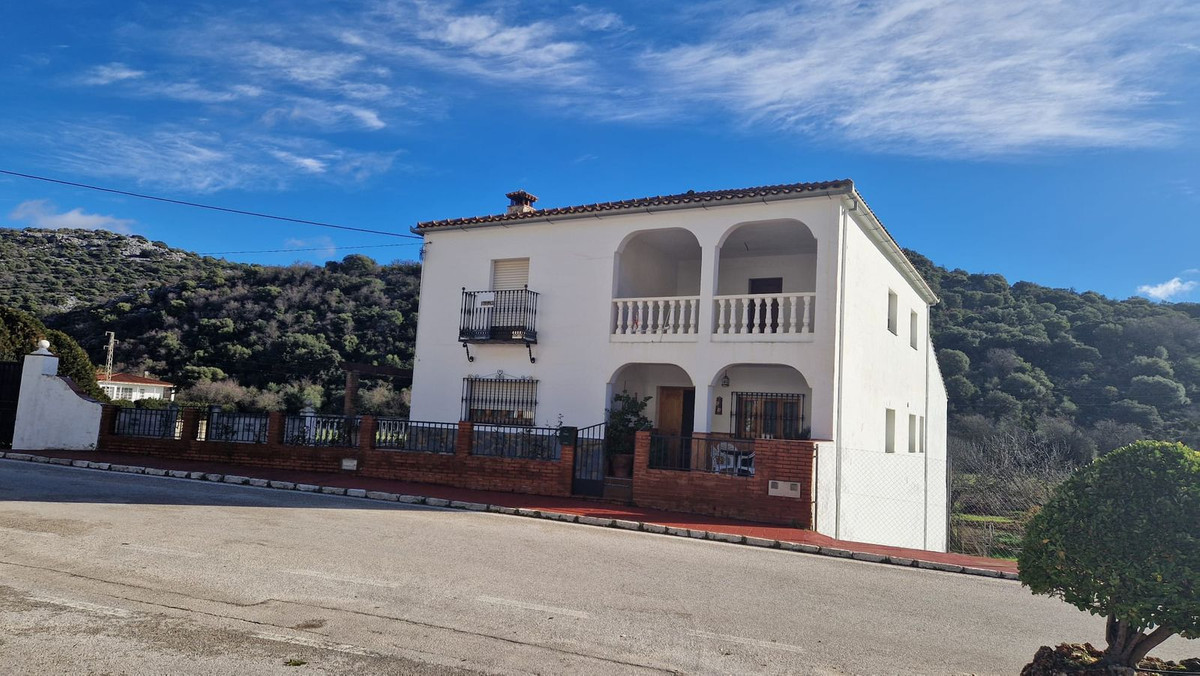 Te koop Vrijstaande Villa Costa Del Sol Ronda € 270.000,-