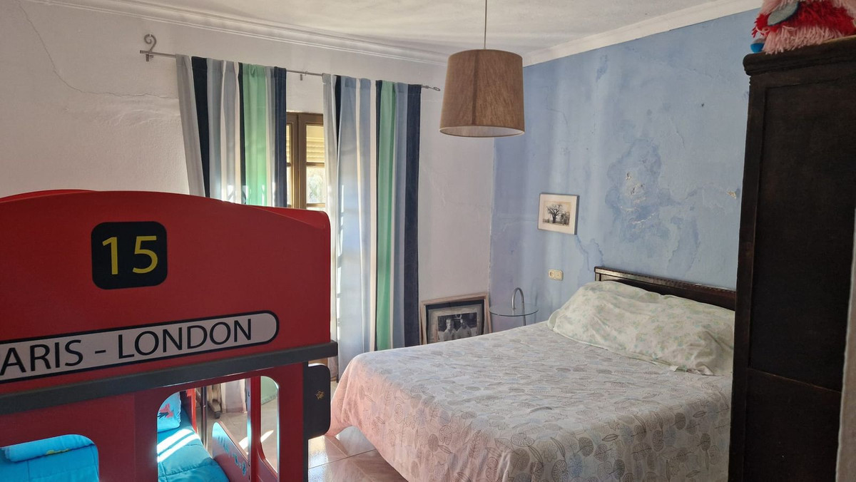 Te koop Vrijstaande Villa Costa Del Sol Ronda € 270.000,-