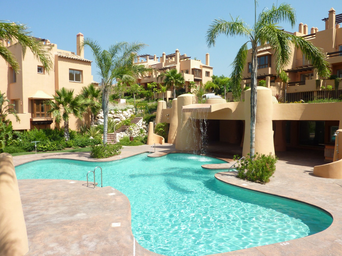 Te koop Herenhuis Costa Del Sol Riviera Del Sol € 462.000,-