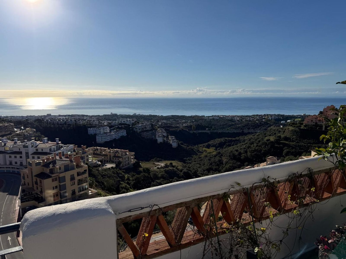 Te koop Penthouse Costa Del Sol Calahonda € 535.000,-