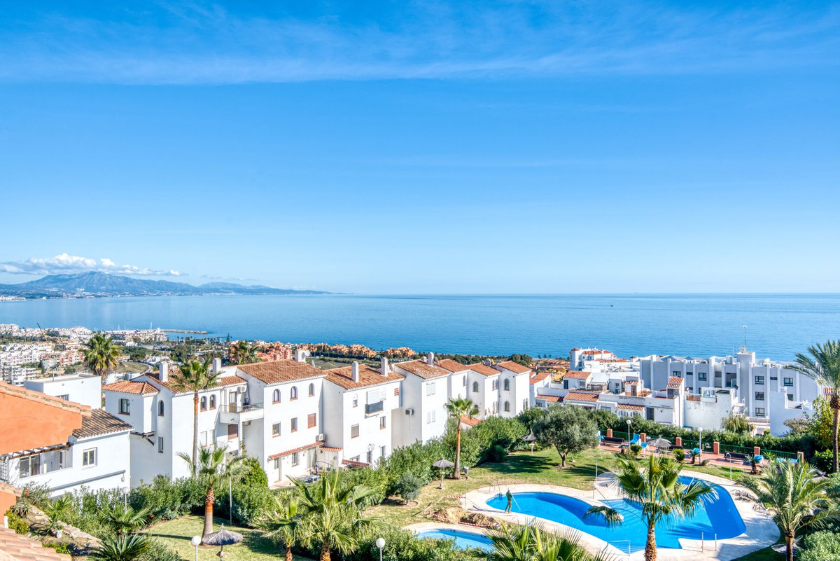 Te koop Penthouse Duplex Costa Del Sol La Duquesa € 450.000,-