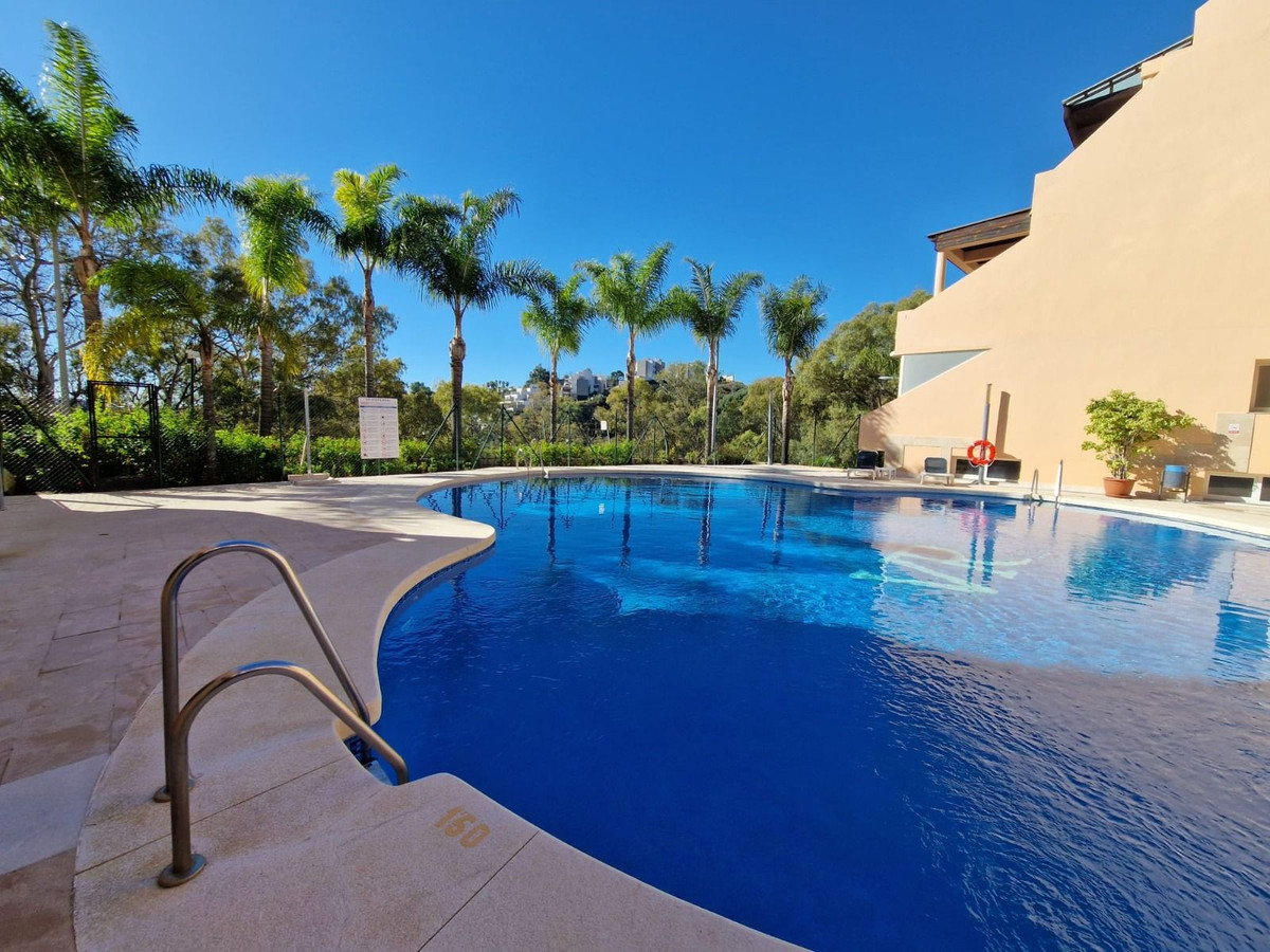 Te koop Middle Floor Apartment Costa Del Sol Marbella € 585.000,-