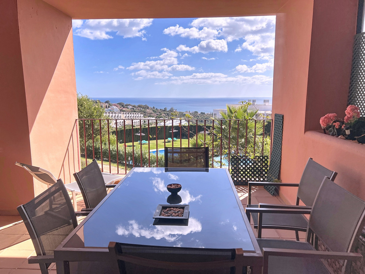 Te koop Middle Floor Apartment Costa Del Sol Manilva € 439.000,-