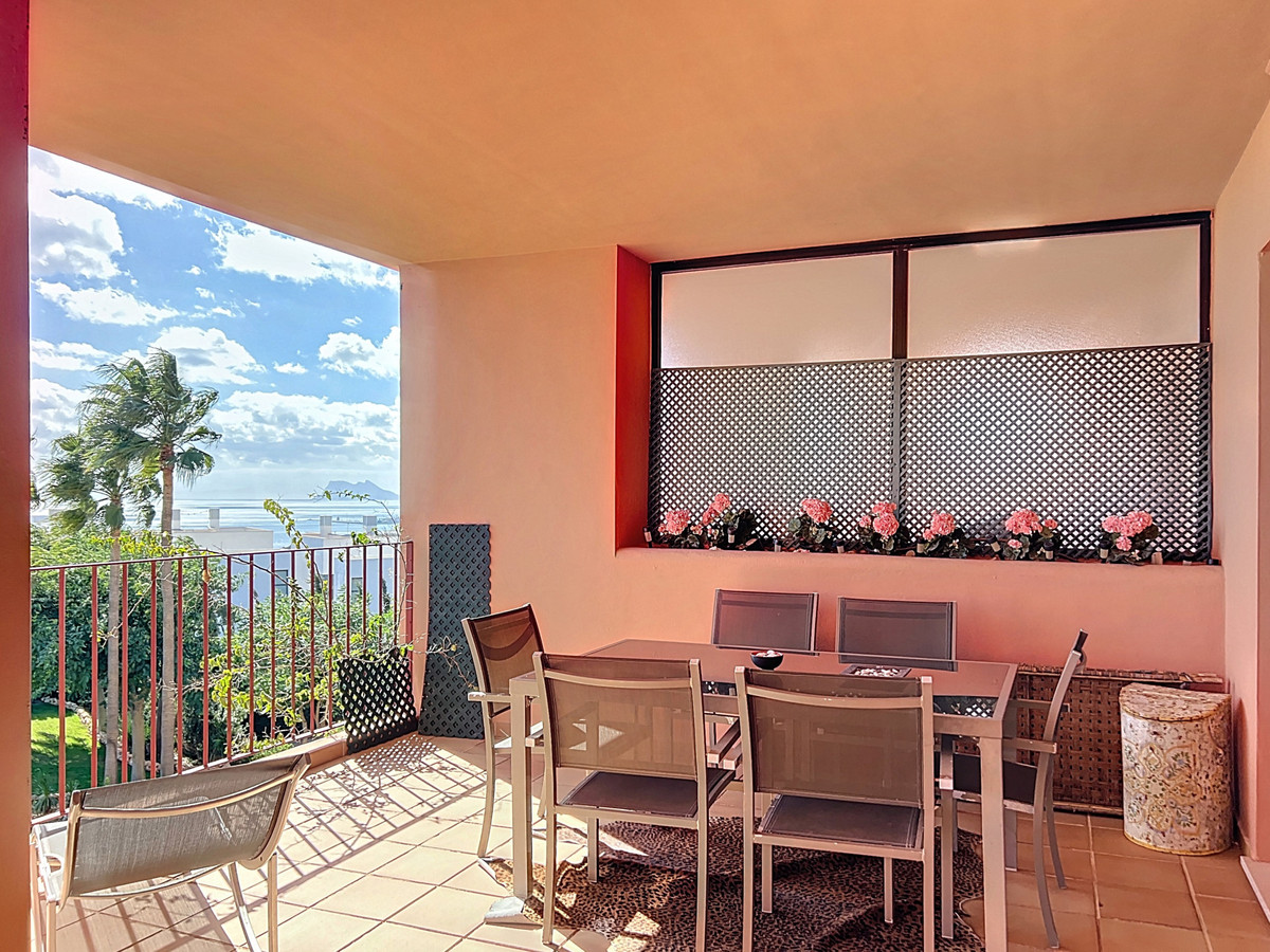 Te koop Middle Floor Apartment Costa Del Sol Manilva € 439.000,-