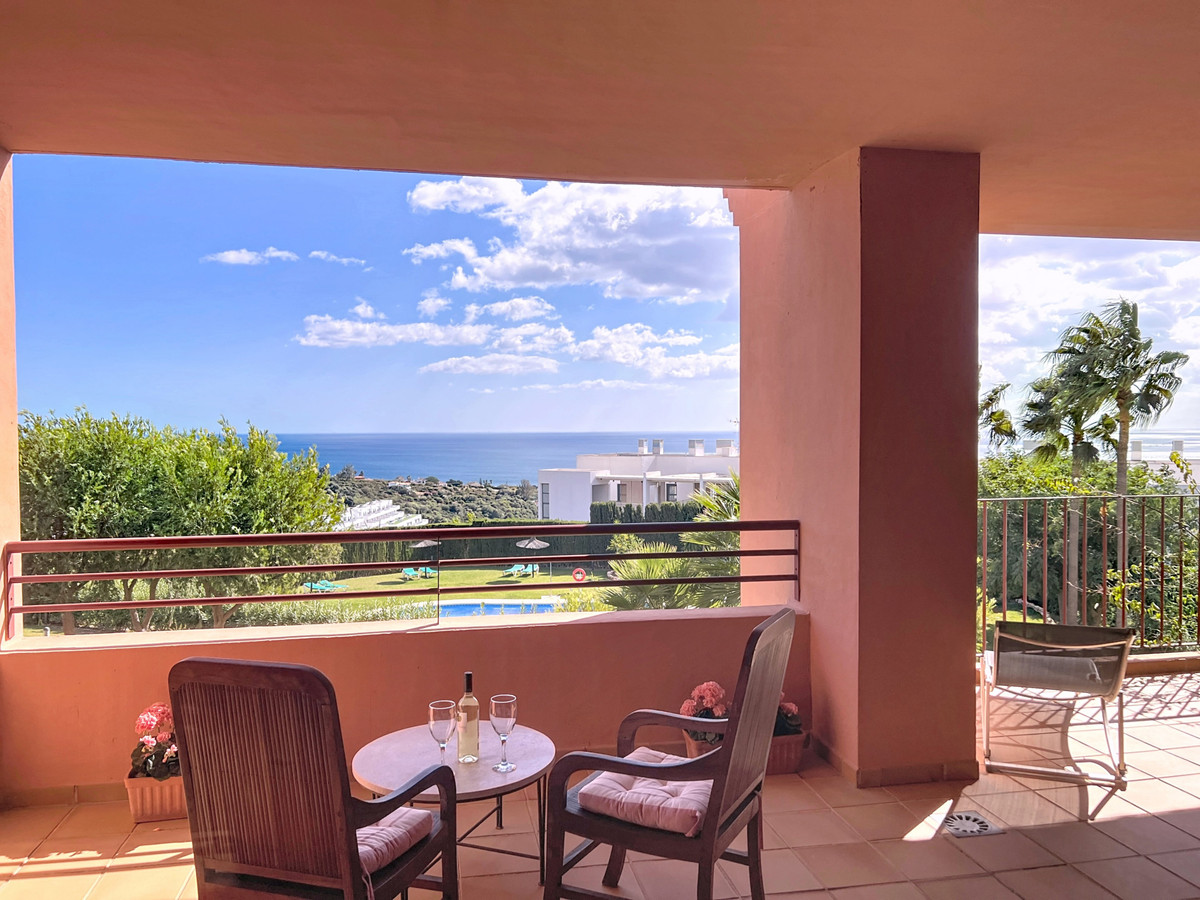 Te koop Middle Floor Apartment Costa Del Sol Manilva € 439.000,-