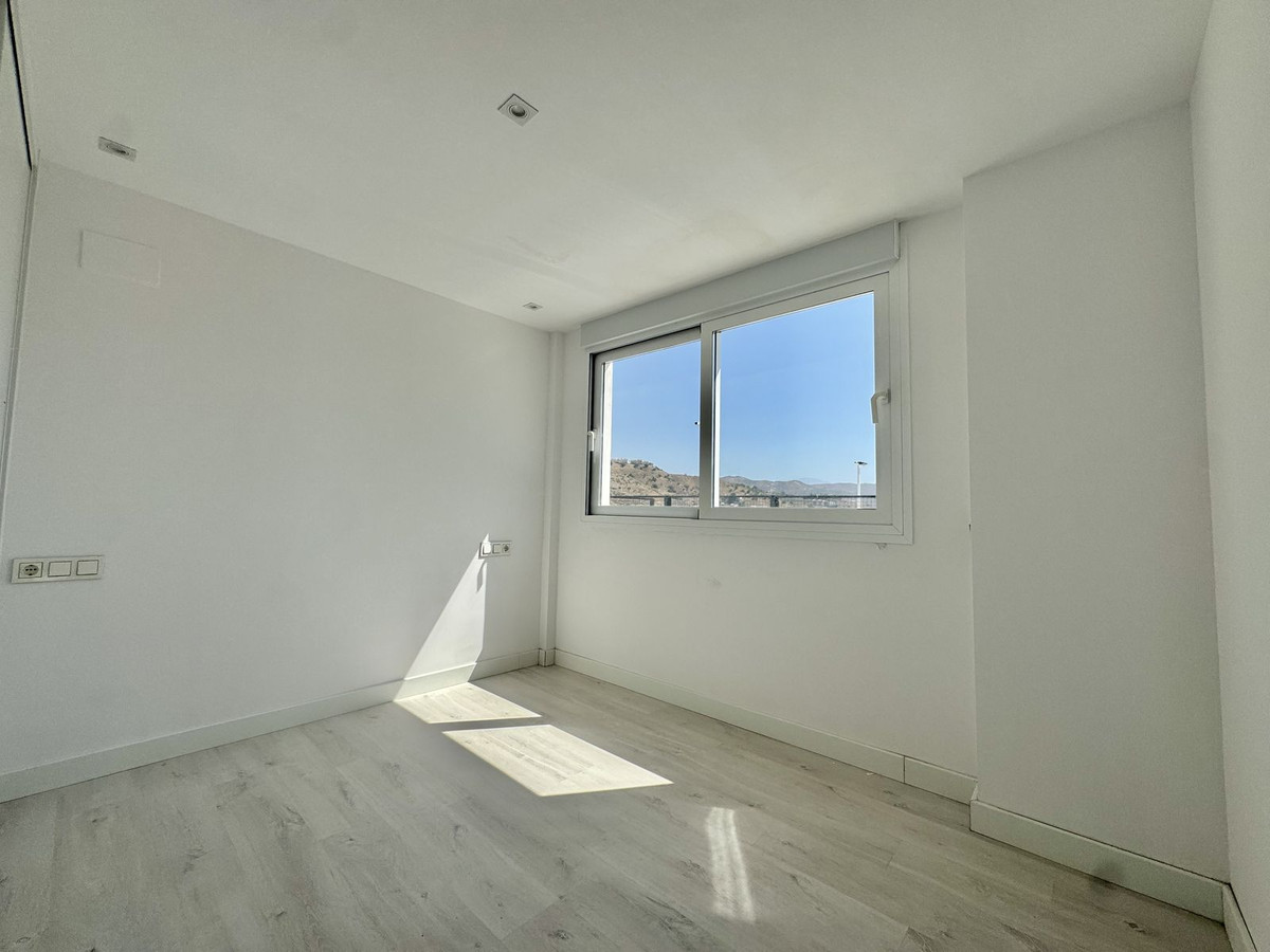 Te koop Middle Floor Apartment Costa Del Sol Rincón De La Victoria € 388.000,-