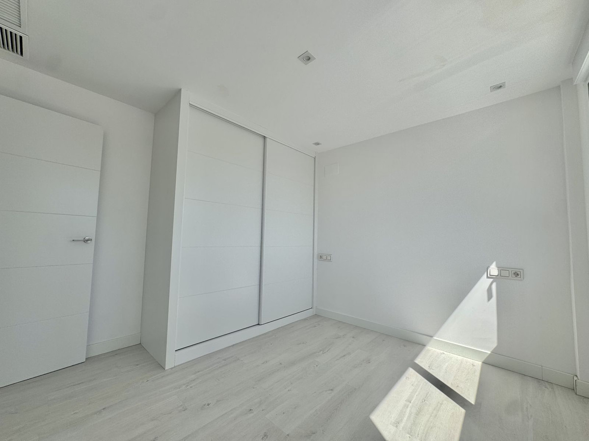 Te koop Middle Floor Apartment Costa Del Sol Rincón De La Victoria € 388.000,-