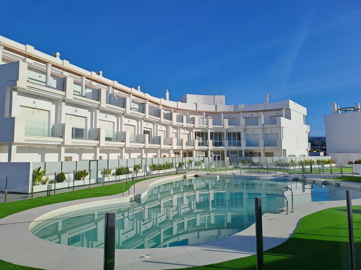 Te koop Middle Floor Apartment Costa Del Sol Rincón De La Victoria € 388.000,-