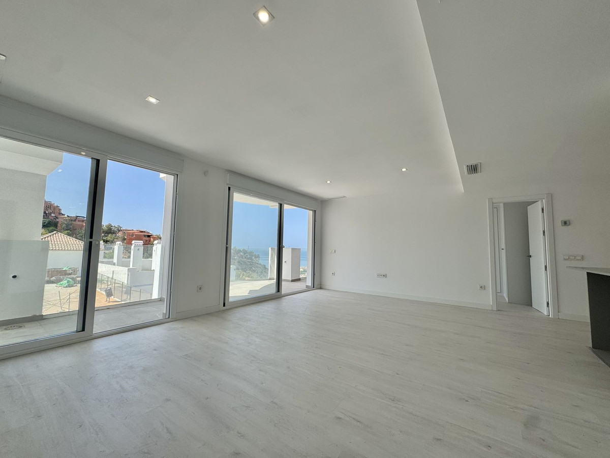 Te koop Middle Floor Apartment Costa Del Sol Rincón De La Victoria € 388.000,-