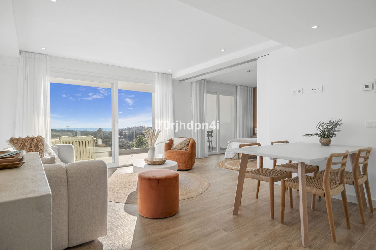 Te koop Middle Floor Apartment Costa Del Sol Estepona € 520.000,-