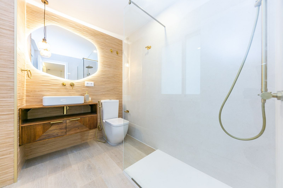 Te koop Middle Floor Apartment Costa Del Sol Fuengirola € 410.000,-