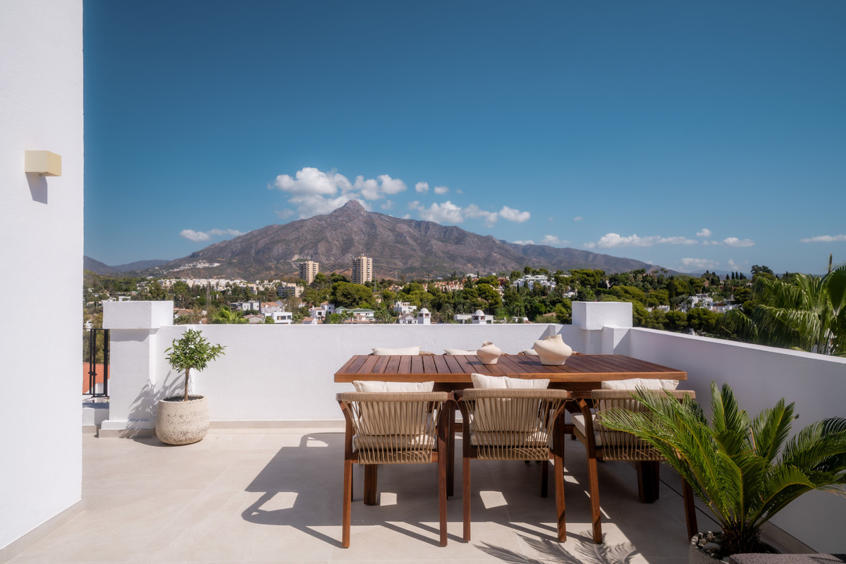 Te koop Penthouse Duplex Costa Del Sol Nueva Andalucía € 1.550.000,-