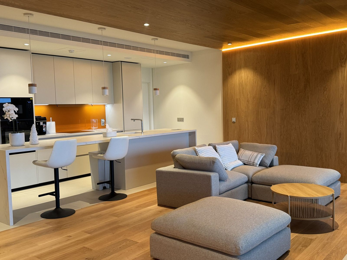 Te koop Middle Floor Apartment Costa Del Sol Fuengirola € 760.000,-