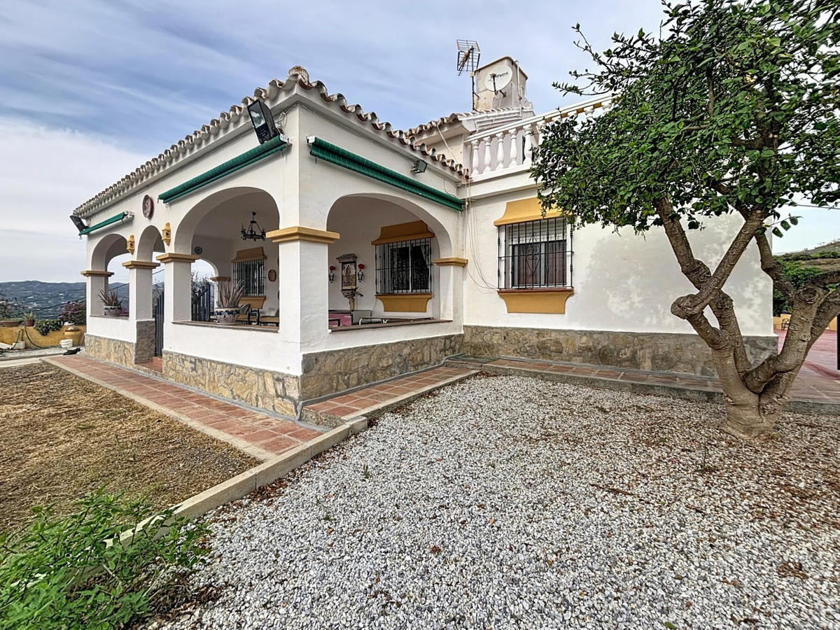 Te koop Half vrijstaand huis Costa Del Sol Vélez-málaga € 560.000,-
