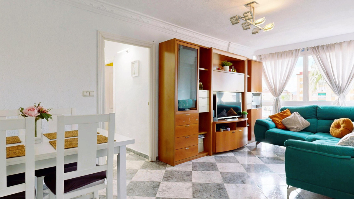 Te koop Middle Floor Apartment Costa Del Sol Málaga € 258.000,-