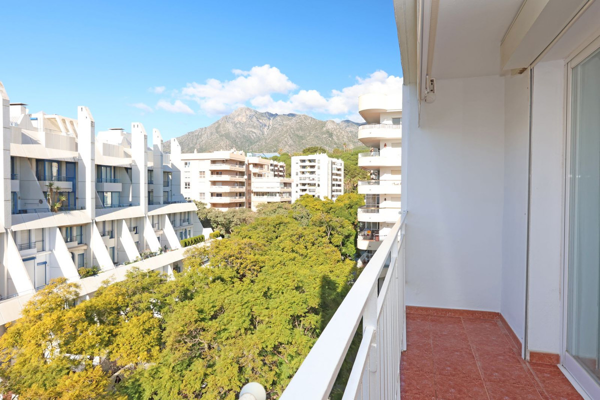 Te koop Middle Floor Apartment Costa Del Sol Marbella € 650.000,-