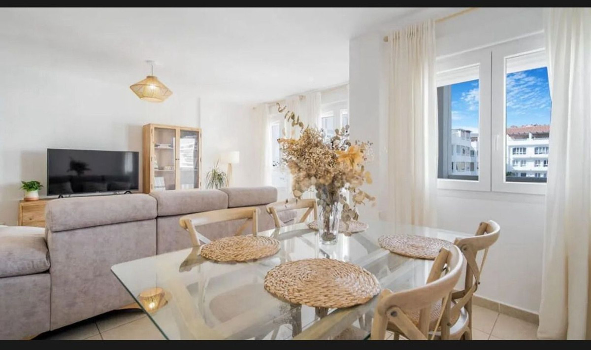 Te koop Middle Floor Apartment Costa Del Sol Nueva Andalucía € 390.000,-