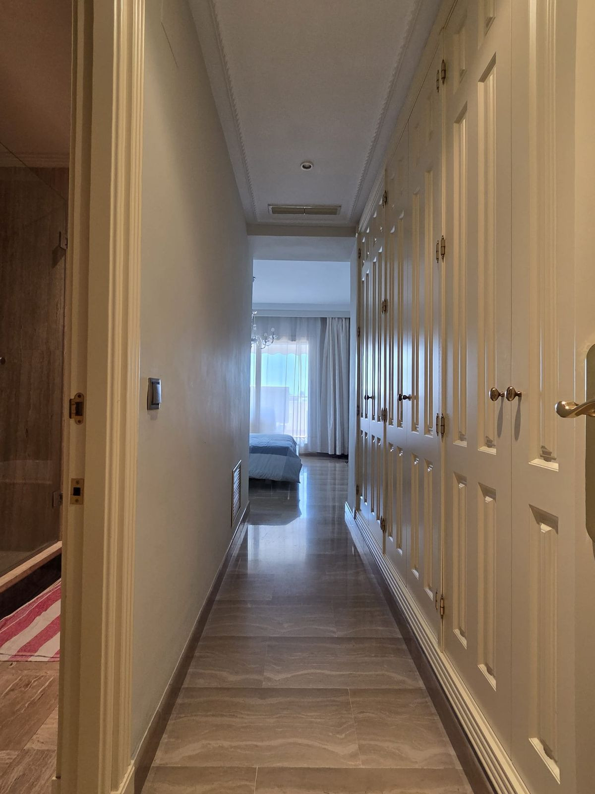 Te koop Middle Floor Apartment Costa Del Sol Sierra Blanca € 1.100.000,-