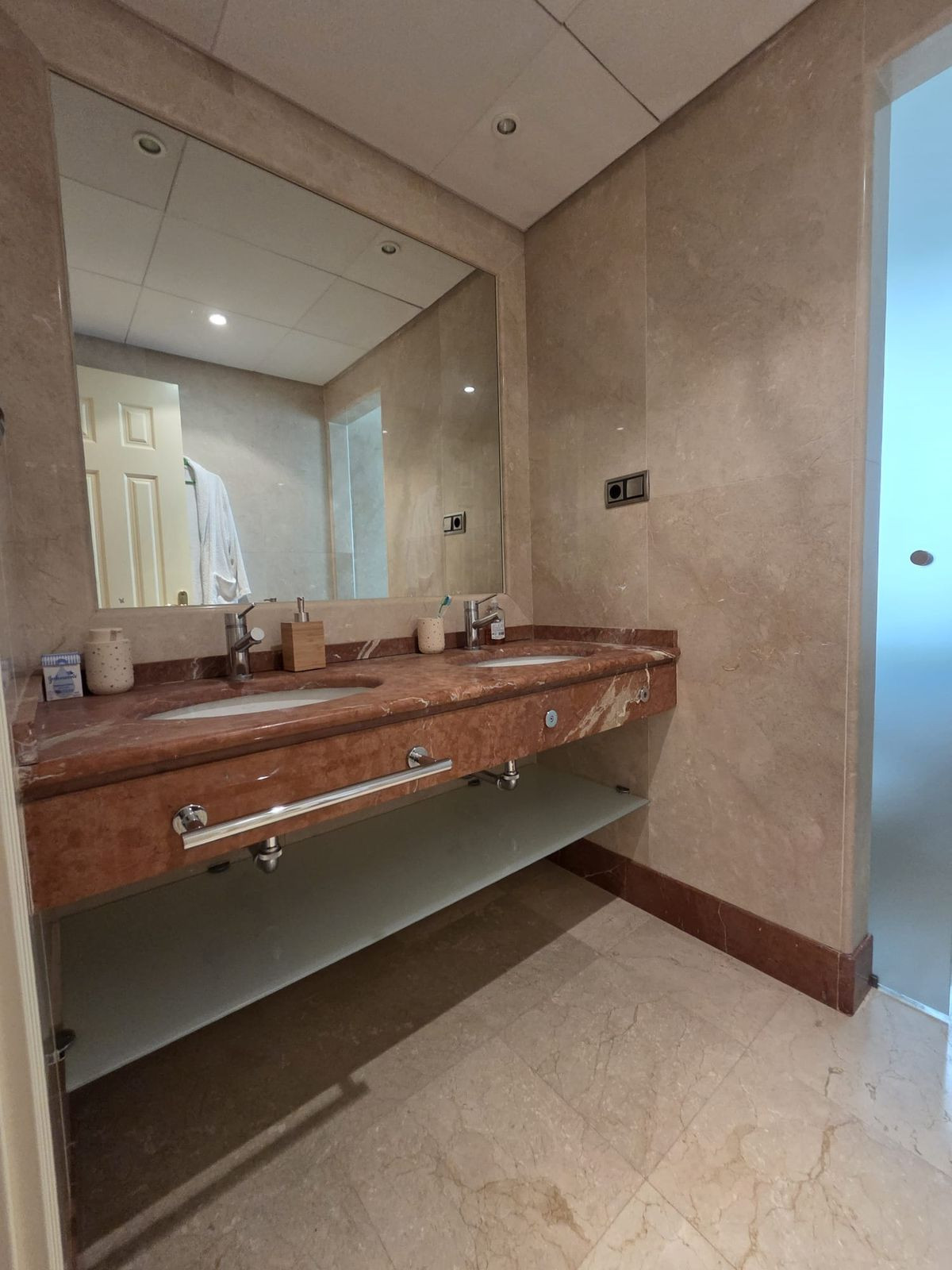 Te koop Middle Floor Apartment Costa Del Sol Sierra Blanca € 1.100.000,-