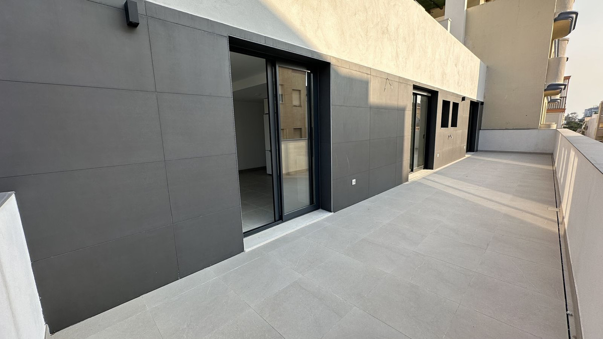 Te koop Bovenwoning Costa Del Sol Estepona € 555.000,-