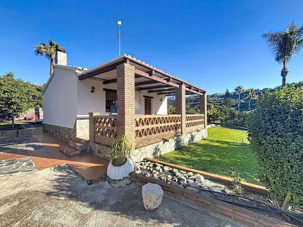 Te koop Vrijstaande Villa Costa Del Sol Frigiliana € 365.000,-